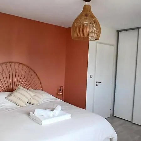 Bed & Breakfast Proche Circuit 24h Du Mans 3*